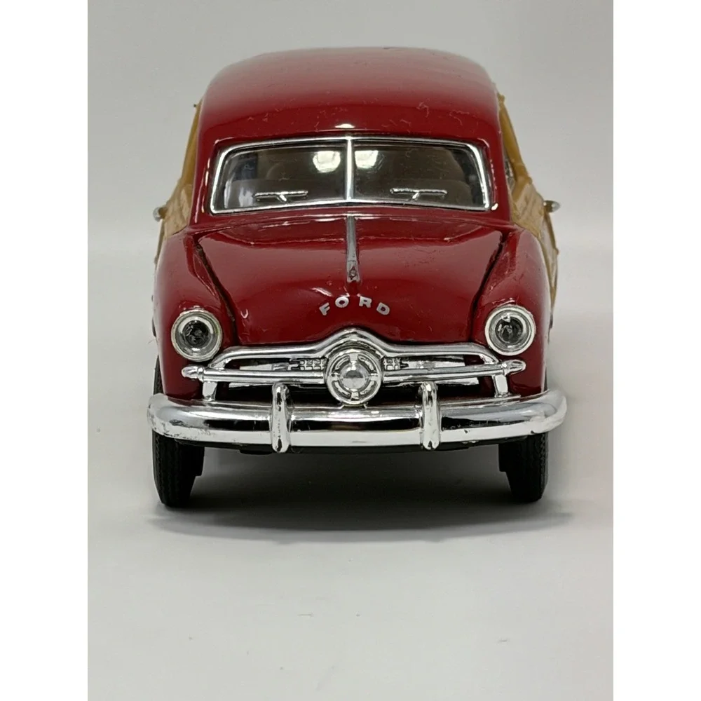 Brown Maroon 1949 Ford Woody Wagon SS 5737 Die Cast Car 1:38 Pre-Owned